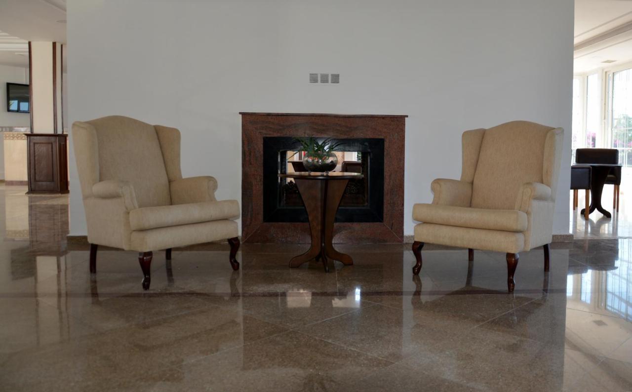 Club Lapethos Bungalow Kyrenia  Esterno foto