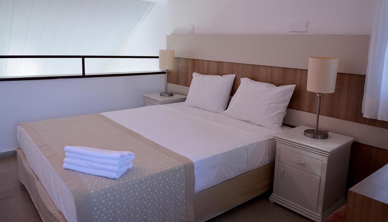 Club Lapethos Bungalow Kyrenia  Esterno foto